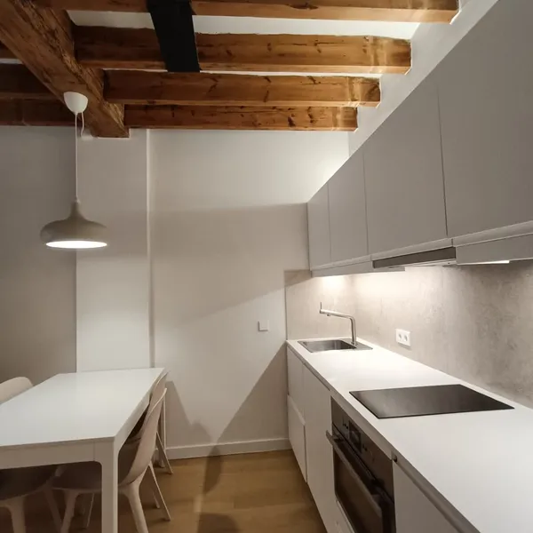 Temporary Professional Rental - One bedroom in La Lonja, with communal terrace — photo 4