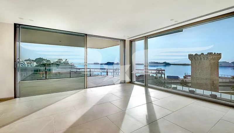 Dream penthouse with private swimming pool — photo 6