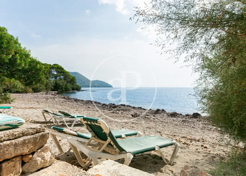 Available for short stay, from October to May. (Minimum stay of 32 nights). — photo 3