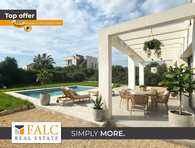 For sale is an exclusive villa in Cala Pi, located in a quiet residential area in the Torrent de Cala Pi. This high-quality property — photo 1