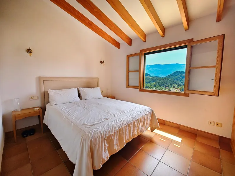 Apartment for sale in Port de Sóller with mountain views, pool and sunny terrace — photo 9