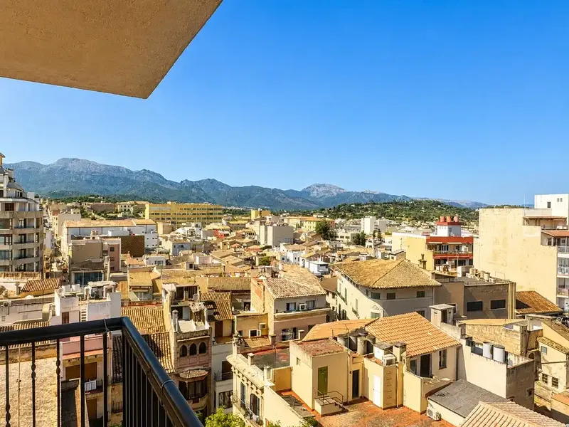 Spacious flat in the heart of Inca, next to Plaza de España — photo 1