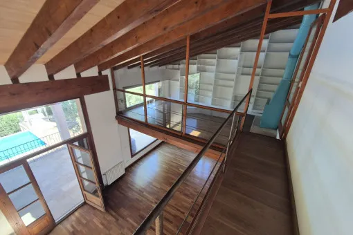 Esporles, idyllic villa in a quiet location with a large pool and far-reaching views — photo 11