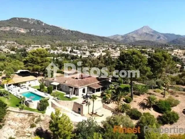 Chalet en Carrer de Talaia — photo 1