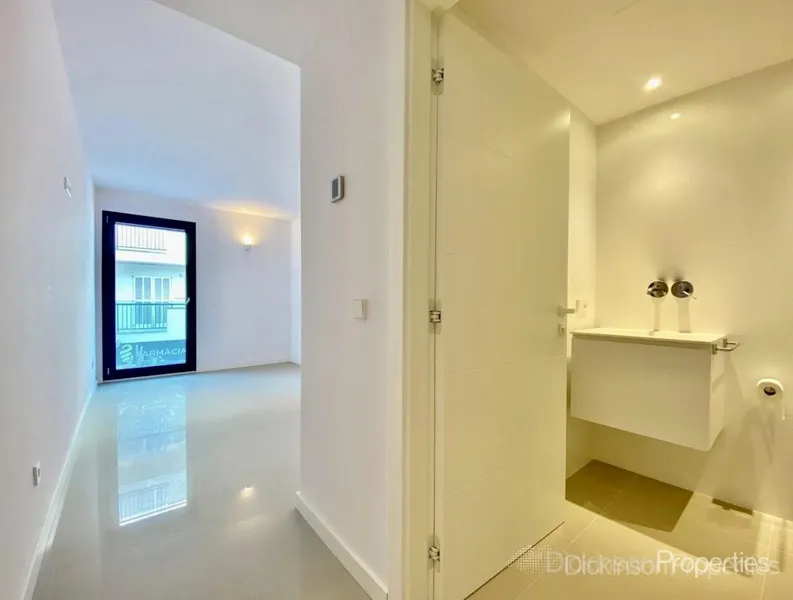 Apartment for sale in Puerto de Alcúdia, Alcúdia, Mallorca, Baleares, Spain — photo 9