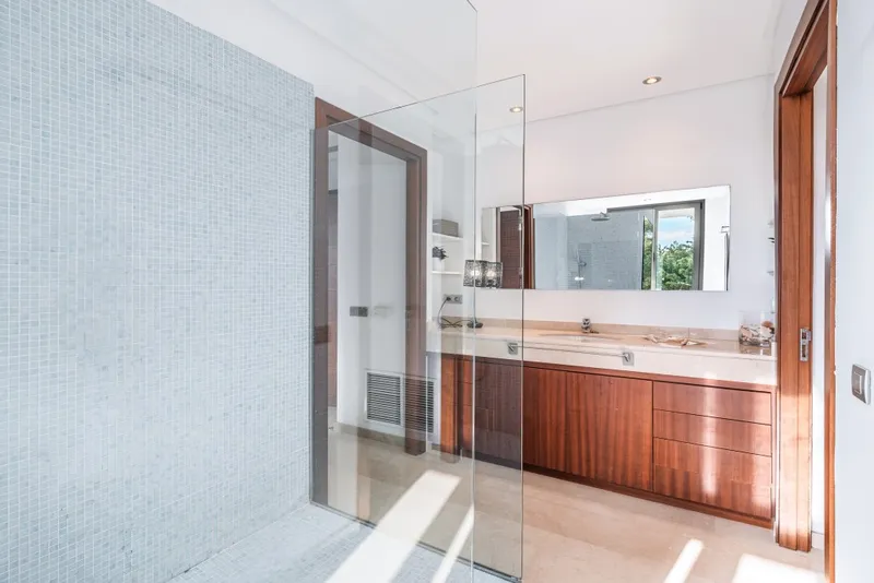 Quiet location house for sale in Nova Santa Ponsa with private pool and roof terrace — photo 12