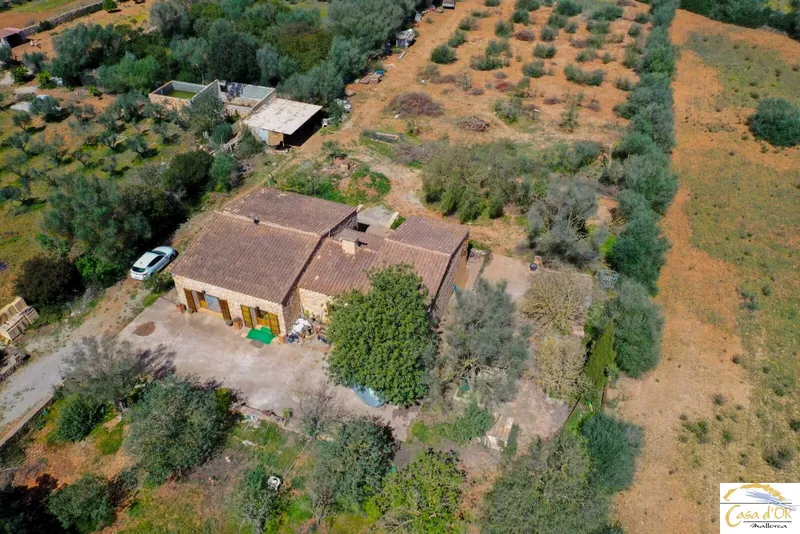 Natural Stone Finca with Expansive Grounds and Authentic Mallorcan Charm near Felanitx — photo 2