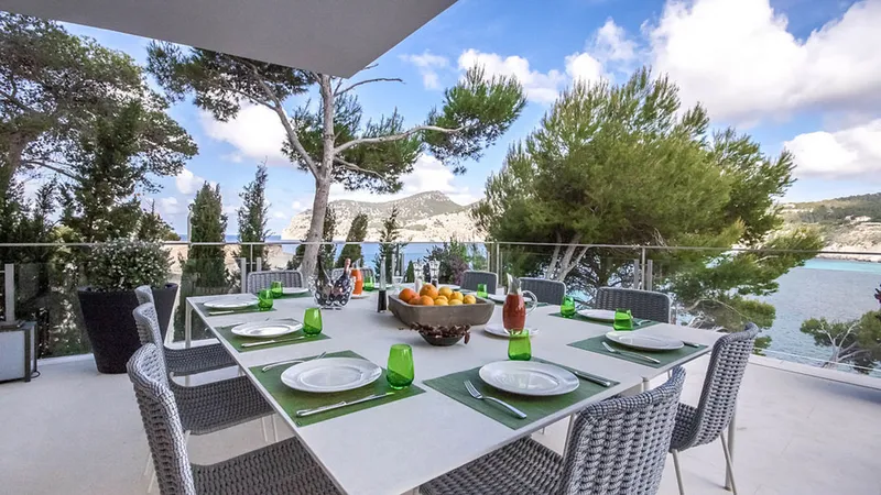 Unique and Singular Luxury Villa in Camp de Mar — photo 9
