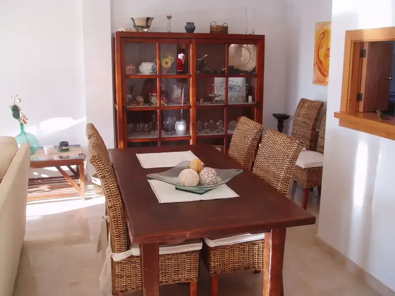 Ático 140 m en Parc Ses Fonts con 3 terrazas (120m) a nivel comedor y cocina. Comedor 40 metros con pasaplatos. 4 habitaciones dobles con 4  — photo 3