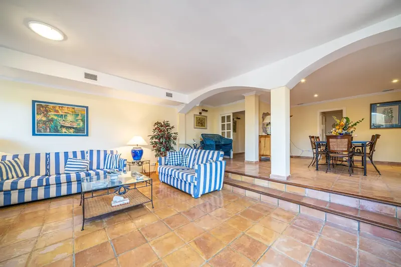 Spectacular property in Son Verí Nou with sea views — photo 2