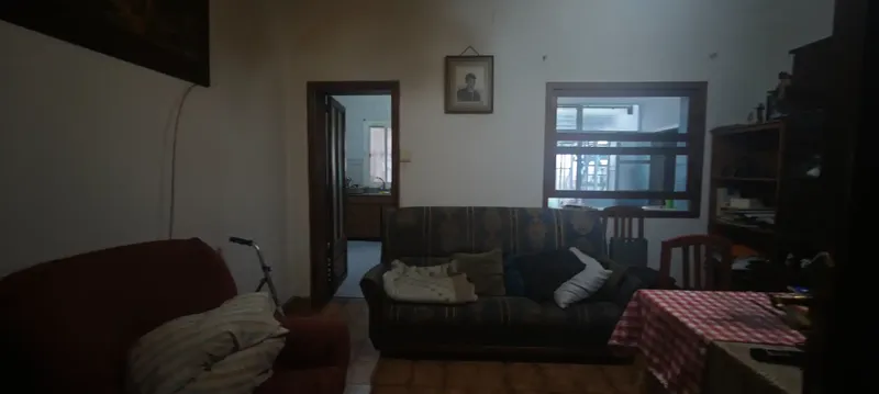 Calle Regal, ground floor with high ceilings to renovate for sale. The property has 72 built square meters, distributed in a large entrance, hall — photo 10