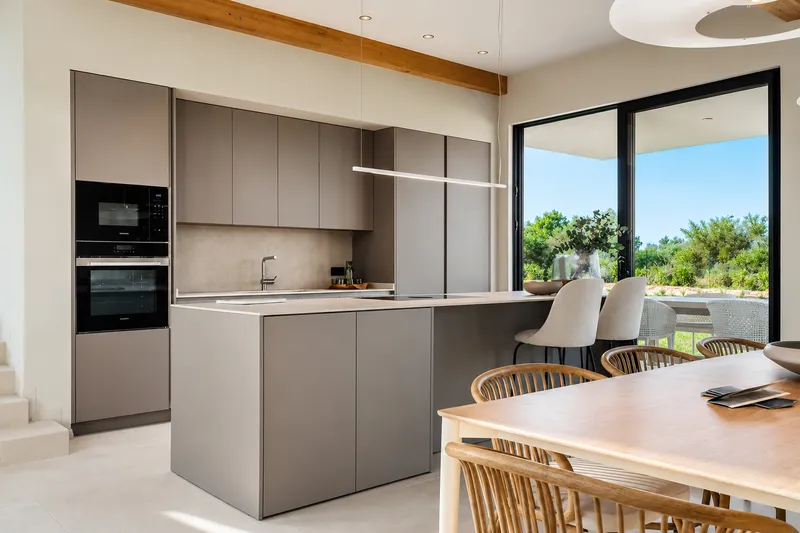 Modern luxury villa with panoramic views in Son Gual, Palma — photo 7