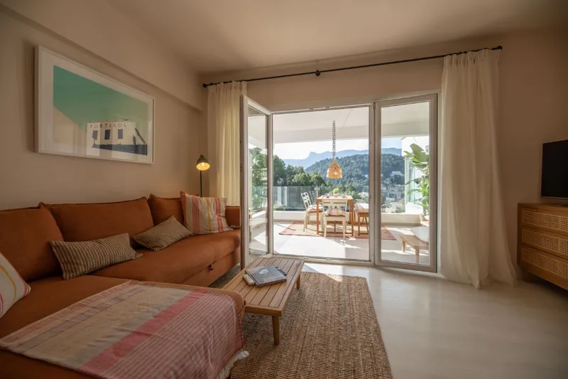 Stunning apartment with terrace in Port de Sóller — photo 7