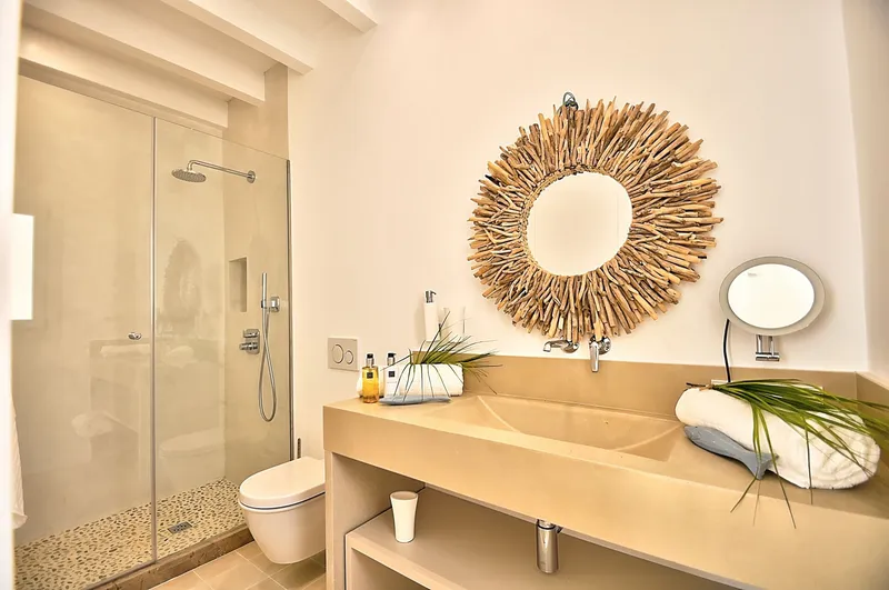 Townhouse in Portocolom Old Town with patio, lift and roof terrace — photo 6