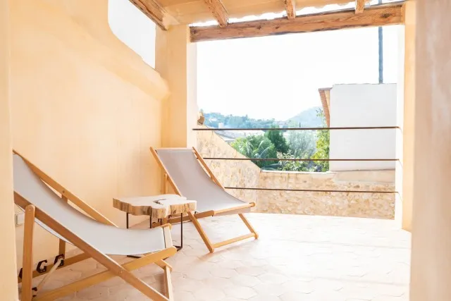 Charming fully renovated historic town house with pool for sale in Alaro, Mallorca — photo 3