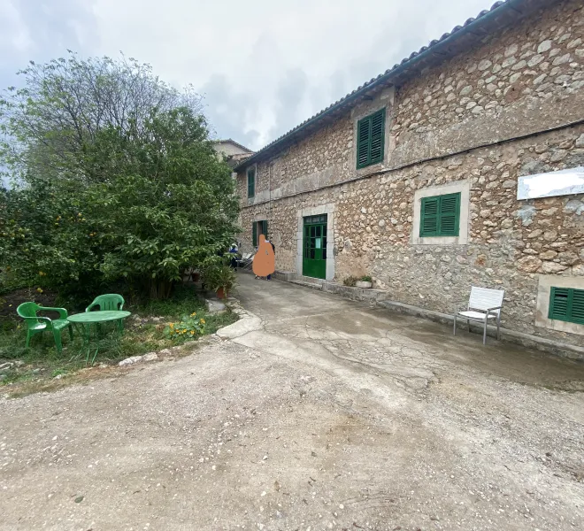 Rustic finca with a lot of potential in the outskirts of Sóller — photo 1