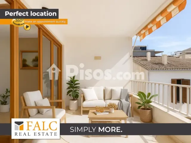 Apartment in La Missió — photo 1