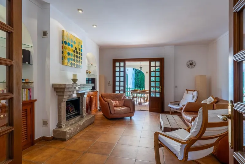 Mediterranean family villa with pool and fireplace in the exclusive area of Porto Cristo Novo, just steps away from Cala Anguila and Cala Mendia — photo 7