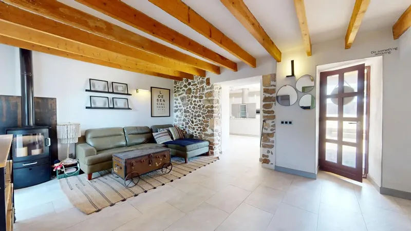 This finca in Algaida combines the character of traditional Mallorcan architecture with the comfort of a renovated home designed for — photo 3