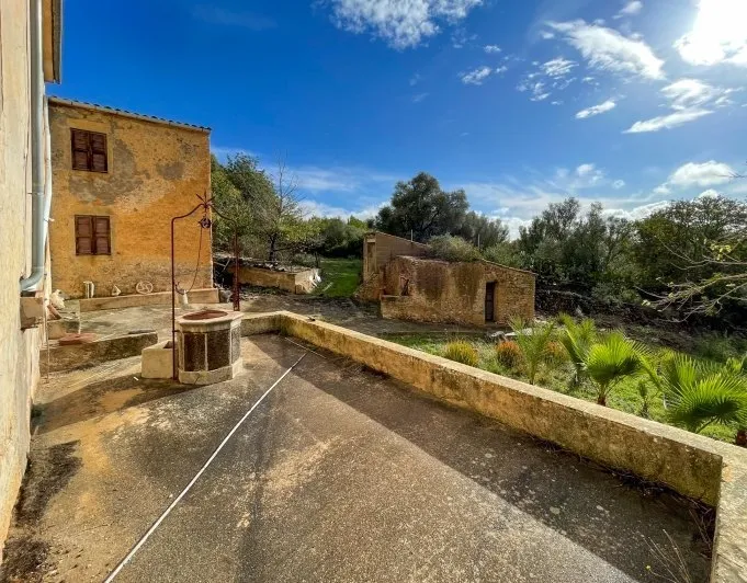 Historic rustic property with great potential and offers... — photo 10