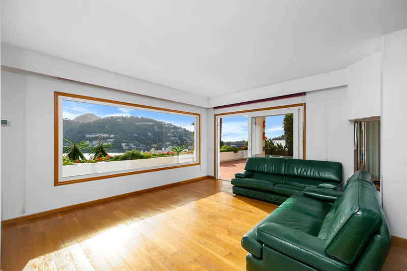 Apartment in a small exclusive residential complex with incomparable harbour views — photo 8