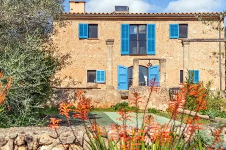 Stone house - Palma de Mallorca (Son Ferriol) — photo 1