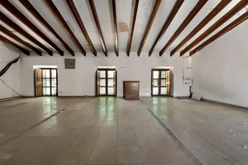 🌟 Are you looking for a unique, spacious place with character? This spectacular 277 m2 duplex in Campanet is much more than a property, it is — photo 7