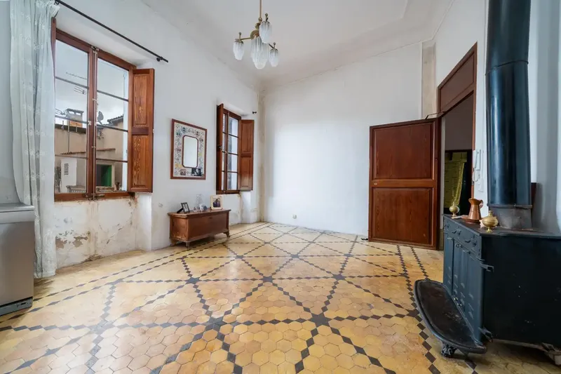 Magnificent stately apartment in the heart of Porreres — photo 5