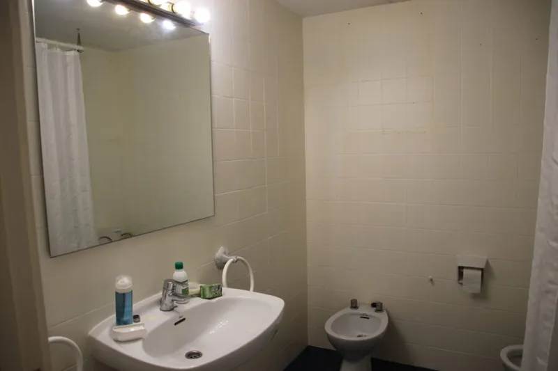 4-bedroom flat in Palma (s´Escorxador area) with balcony and lift — photo 5