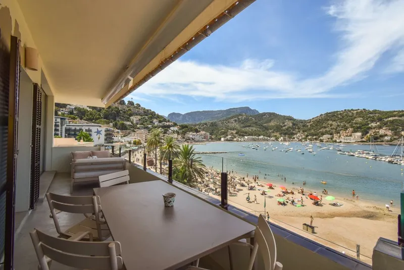 Penthouse on the beachfront in Port de Sóller — photo 2