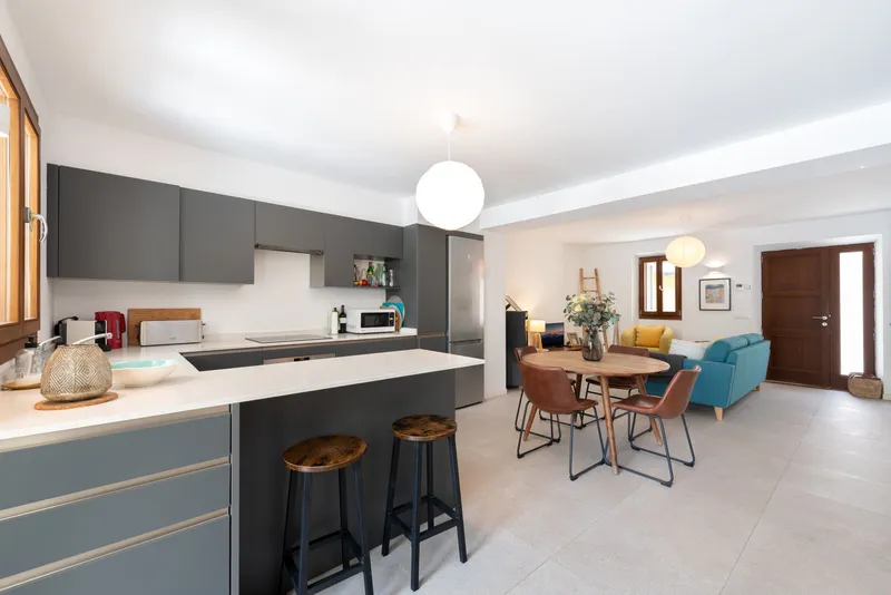 Beautifully renovated townhouse with pool and sunny courtyard in a peaceful street of Pollensa village — photo 8
