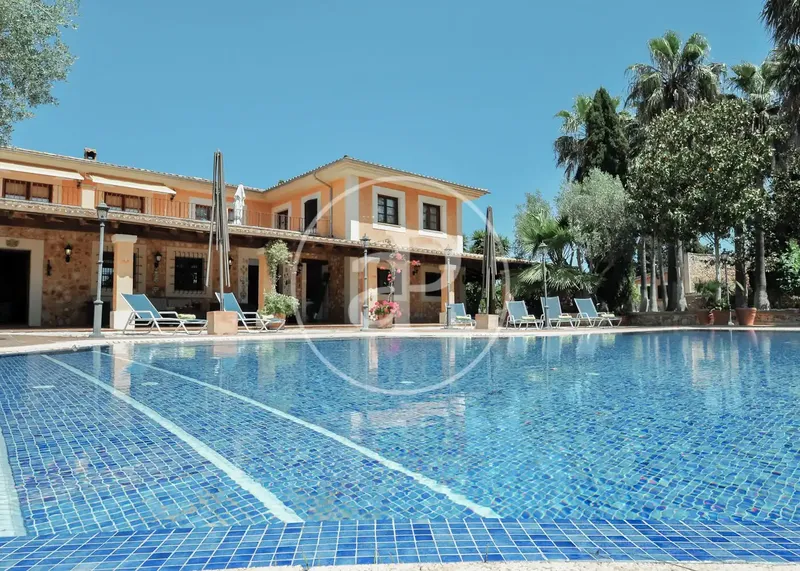 Finca for sale with pool and clear views of the Sierra de Tramuntana in Sencelles — photo 1