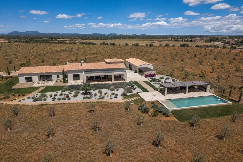 Luxury finca with pool and olive grove – new build ready to move into near Es Trenc and Sa Ràpita — photo 5