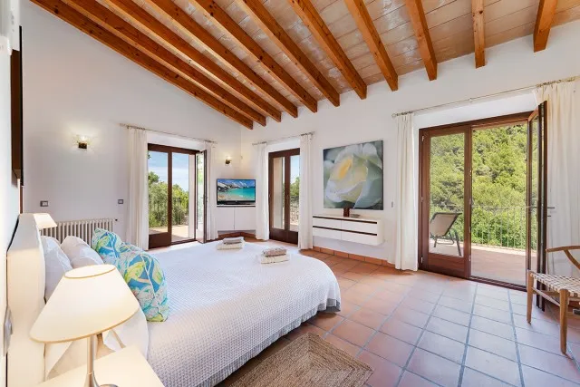 Incredible sea view villa with spa for sale in Cala Deia, Mallorca — photo 11