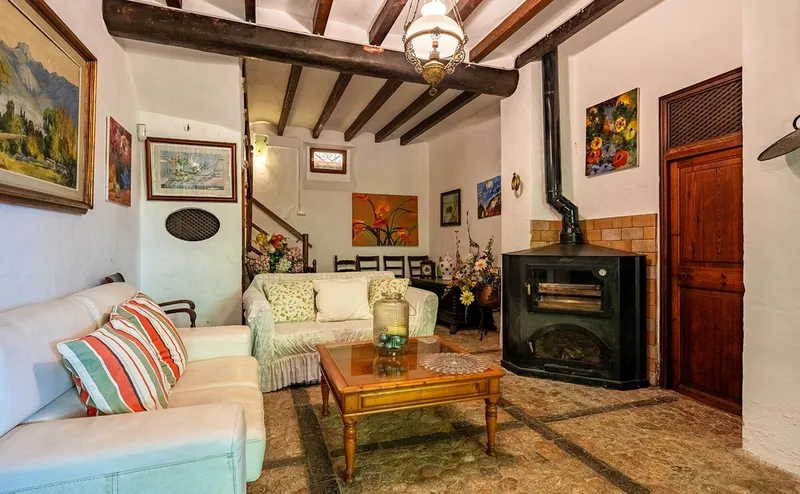 Finca in Biniaraix with pool, views and rental lic ... — photo 11