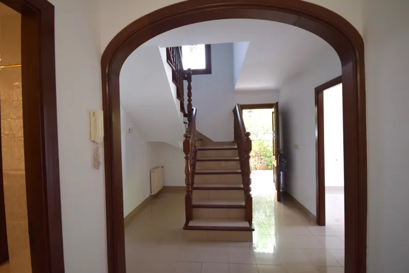 Detached house with garage for long-term rental — photo 2