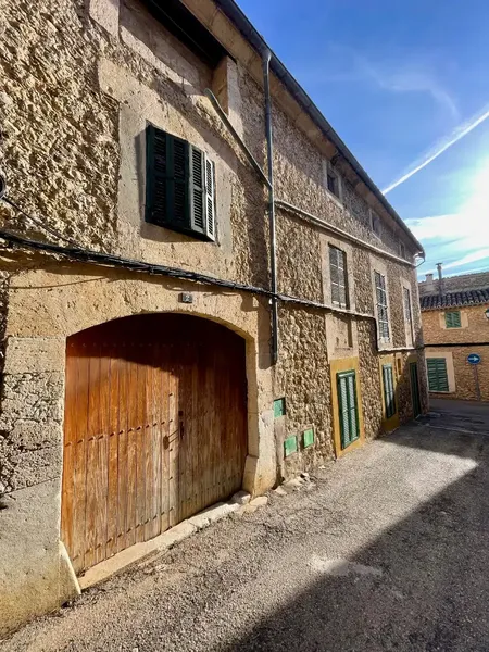 Inmo Mallorca. Majorcan house located in the center of the beautiful village of Selva, at the foot of the Sierra de Tramuntana (World Heritage — photo 4