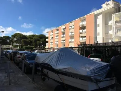 Apartment in Calvià (Santa Ponça) with 44 m² built surface, 7 m² terrace, 1 room, 1 bathroom, 100 m to the sea, lift — photo 6