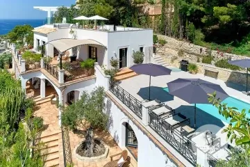 Luxury property for sale in Port d'Andratx: Impressive first-line views — photo 2