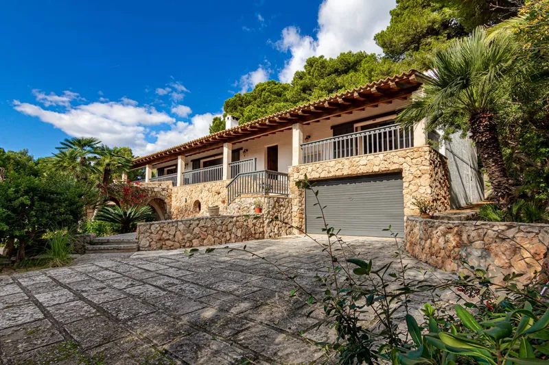 House / Chalet in Son Servera — photo 1