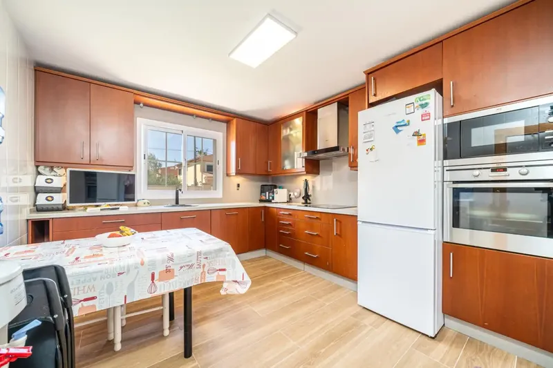 Magnificent semi-detached house in the quiet and sought-after area of Badia Gran (Llucmajor), ideal for families looking for space, comfort and quality of life near the sea — photo 9
