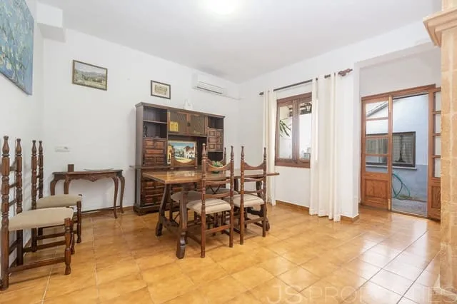 Townhouse for sale in Pollensa / Pollença, Mallorca — photo 1