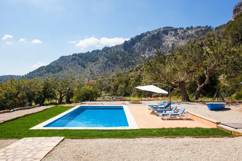 Fantastic country house with panoramic views and guest house of about 40m2 in Bunyola — photo 2