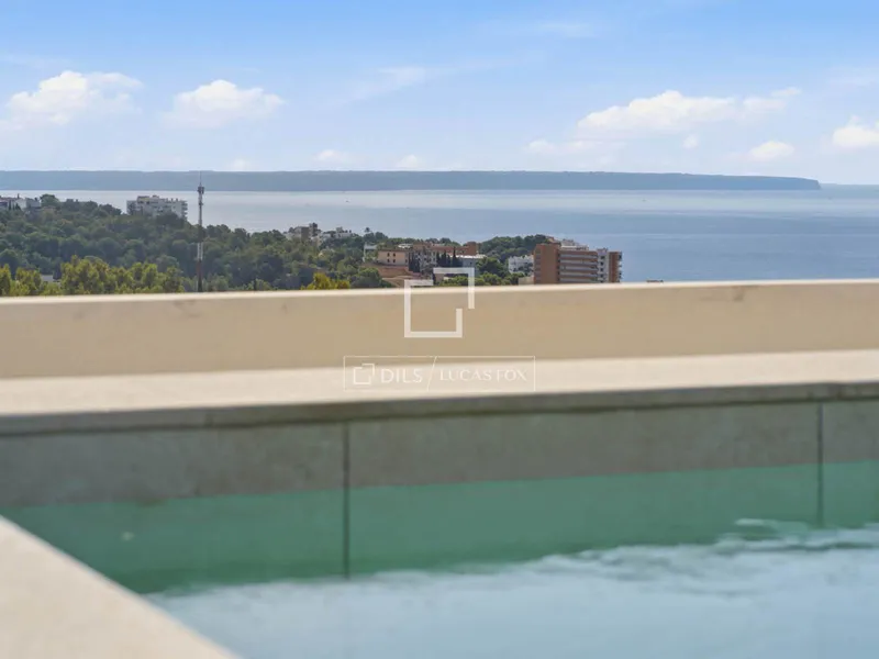 353m² house / villa for sale in Genova, Palma — photo 2