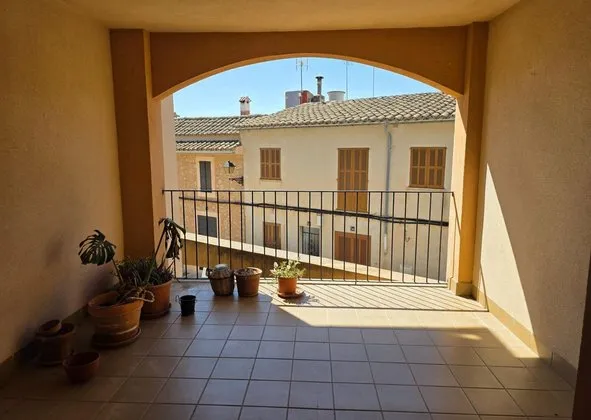 Flat / apartment in Calle dels Molinets, Santa Maria del Cami — photo 1