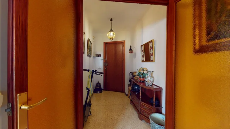 Bright three-bedroom apartment with study in the coveted Plaza Patines area — photo 9
