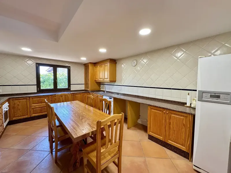 Casa con piscina en venta en CARRER DES MUSSOL 1 — photo 9