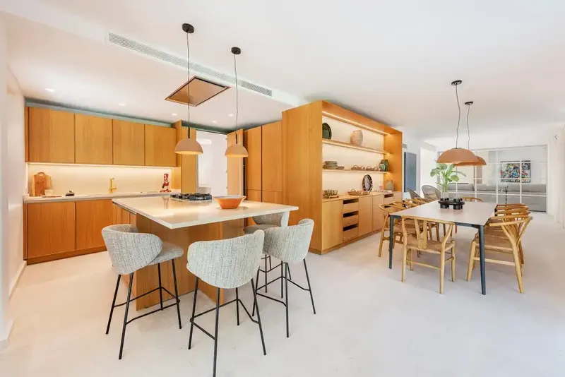 This outstanding property is located in an ideal location between Pollença and Alcúdia, just eight minutes by car from the charming old town — photo 10