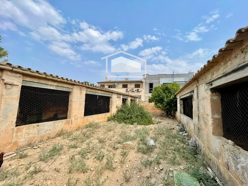 Urban plot for sale of 688 m² in Ses Salines — photo 3