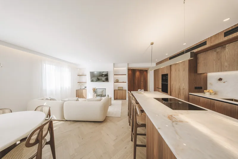 Fantastic brand-new apartment next to Ramblas — photo 2